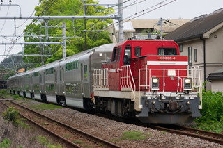 JR貨物 DD200形 (JR東日本E233系グリーン車甲種輸送)の素体(E233サロのみ(機関車原色))