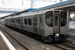 青い森鉄道 青い森703系の素体(ステンレス地色あり)
