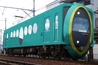 観光列車「ひえい」初期デザイン案 (エメラルドグリーン)