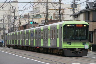 山手線E235系色