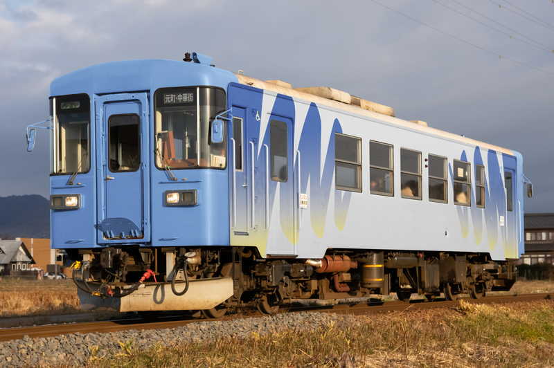 185系のウソ電(京阪神ブロック色)